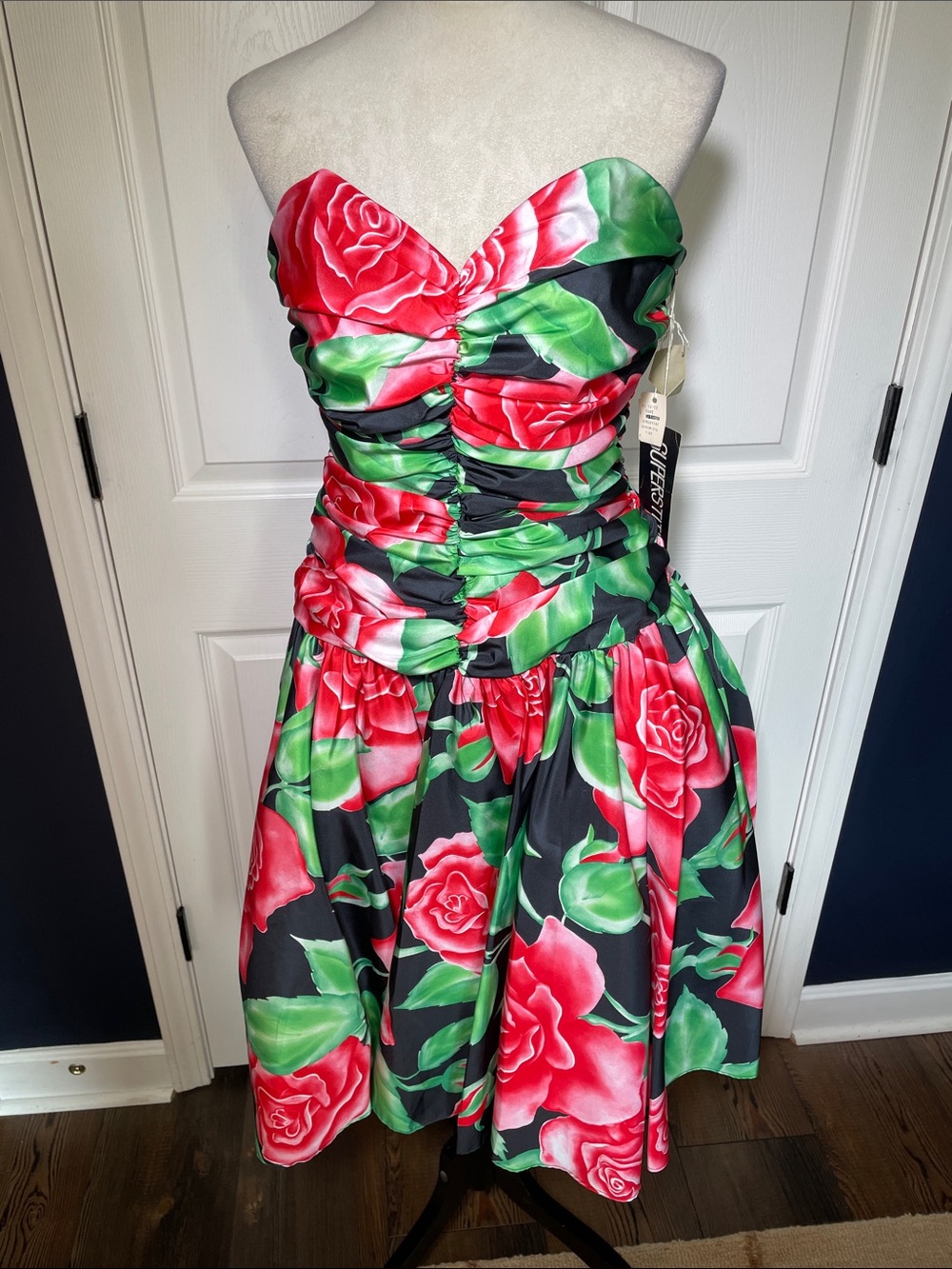 NWT Vintage 80a Superstition Strapless Rose-Print Midi Dress Red Green Black Sz8